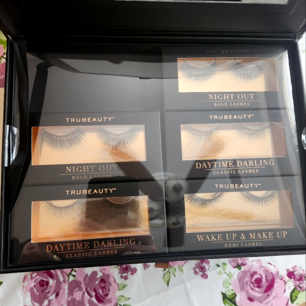 ❤️‍🩹 EYELASH SET - Picture 4 of 4